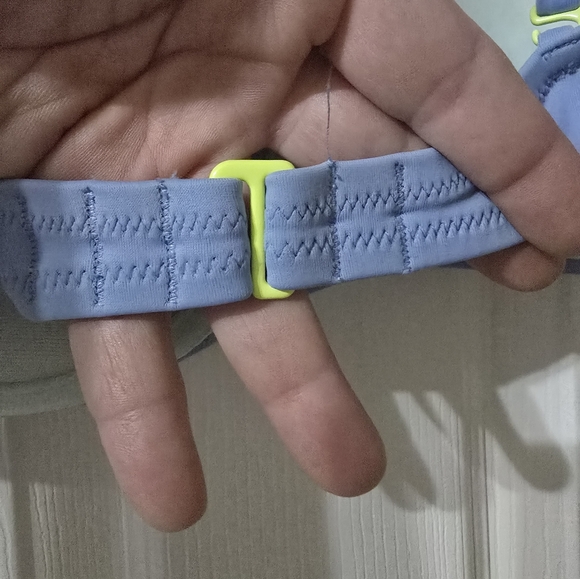 Victoria's Secret Colorblock Bikini Swim Top, Demi Cut, Padded Cups, Sz 36B, EUC - Picture 6 of 8